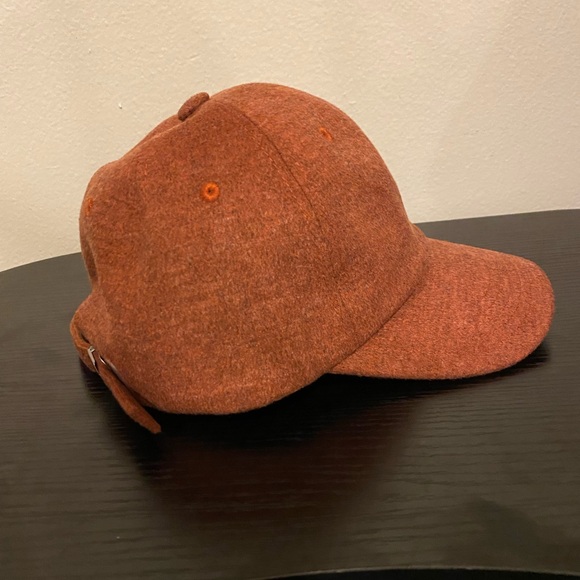 J.Jill Hat, Burnt Orange, Excellent Condition (Wool-like Material) - Picture 4 of 5